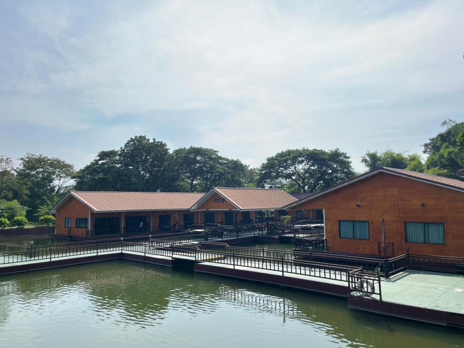 Chawalun Resort Don Tum Exterior photo
