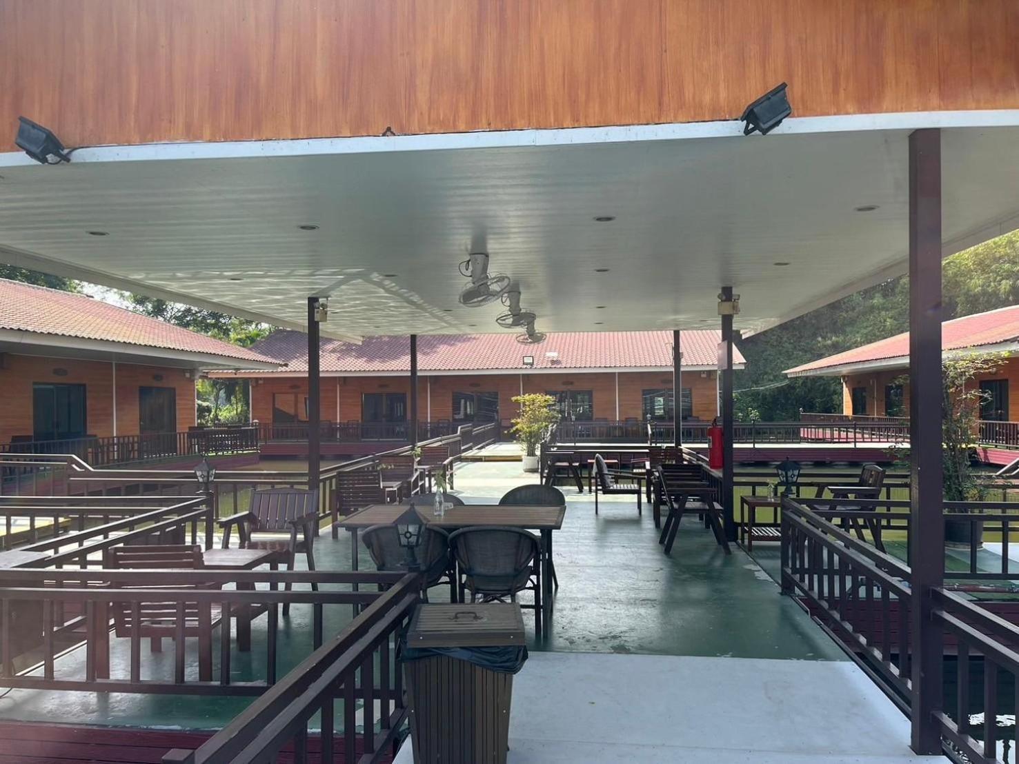 Chawalun Resort Don Tum Exterior photo
