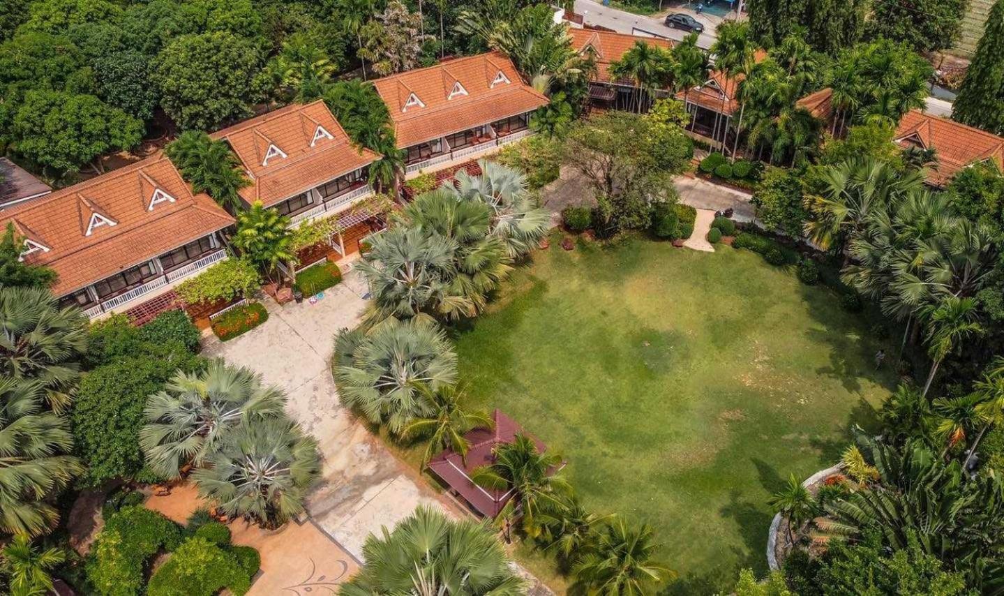 Chawalun Resort Don Tum Exterior photo
